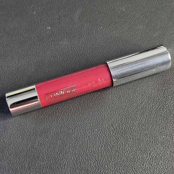 Clinique Chubby Stick Lip Colour Balm - Picture 6 of 9